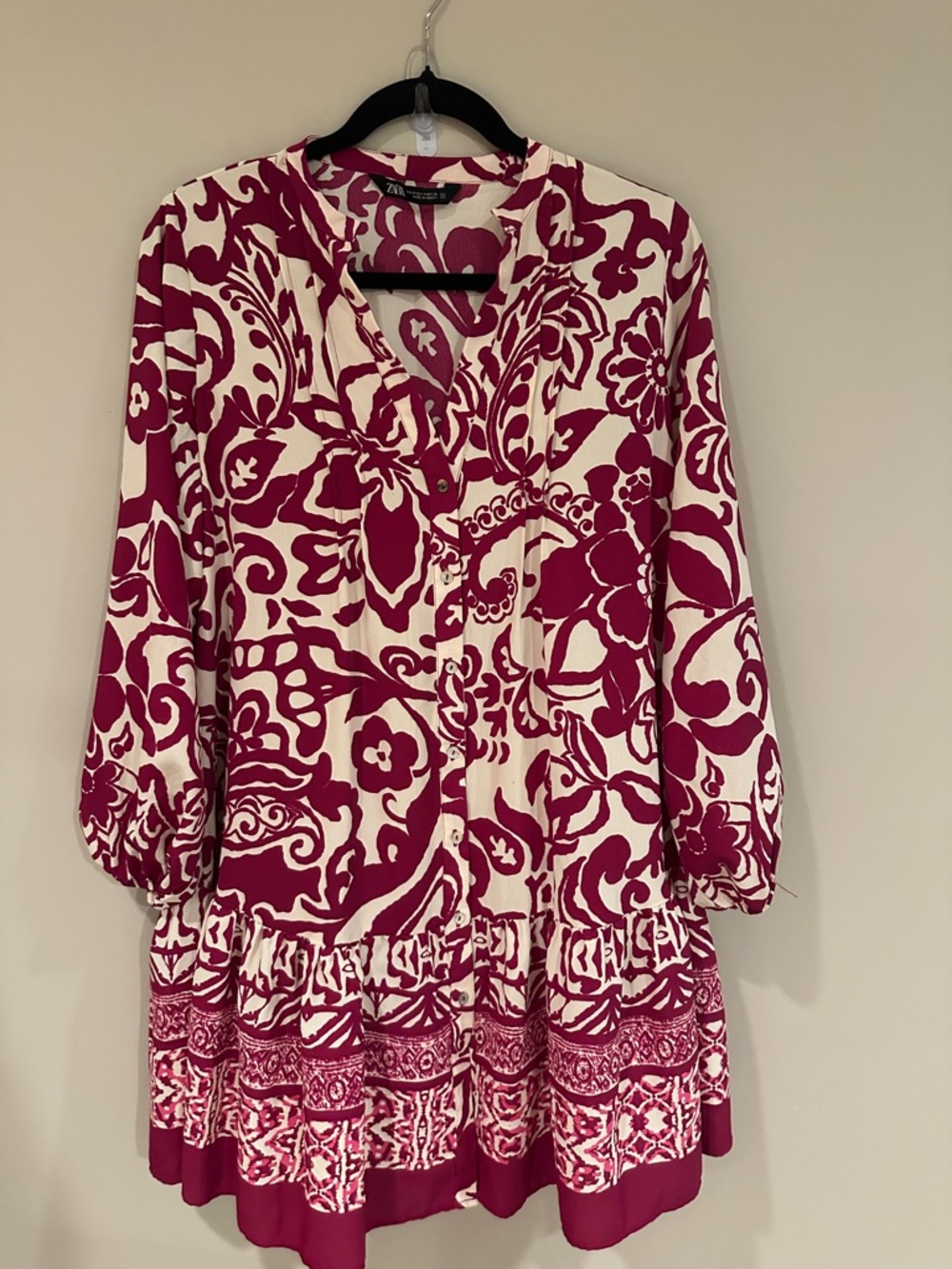 Zara White and Magenta Floral Long Sleeve Dress